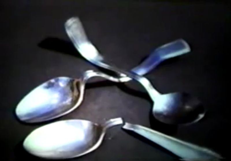 File:Spoonbending.jpg